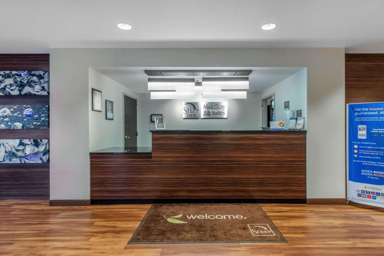 Mainstay Suites St Louis Airport Bridgeton Exterior photo