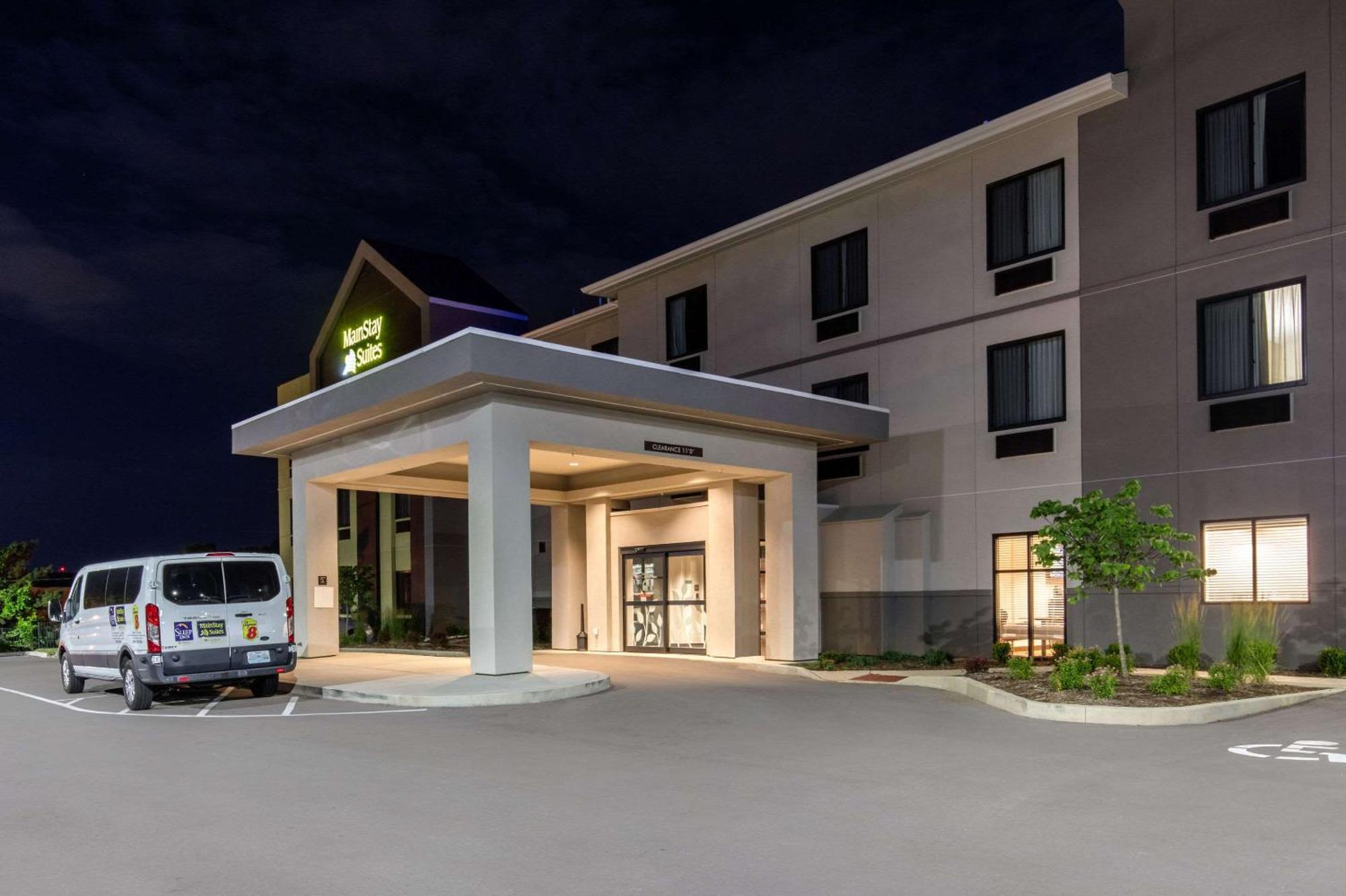 Mainstay Suites St Louis Airport Bridgeton Exterior photo